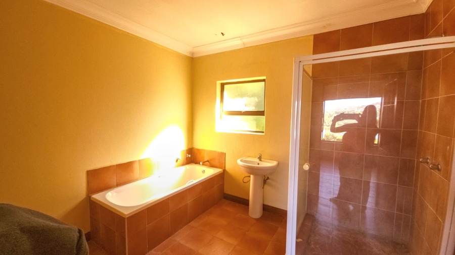 3 Bedroom Property for Sale in Birdwood Estate North West